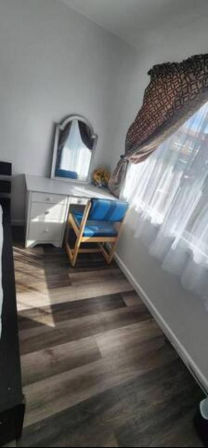 Affordable Private Rooms With Shared Bath Kitchen Near Sfo Daly City Exterior photo