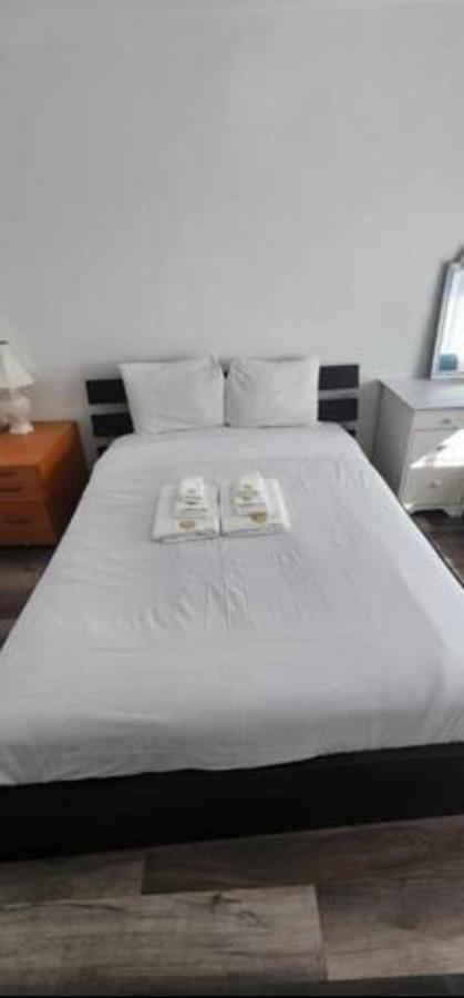 Affordable Private Rooms With Shared Bath Kitchen Near Sfo Daly City Exterior photo